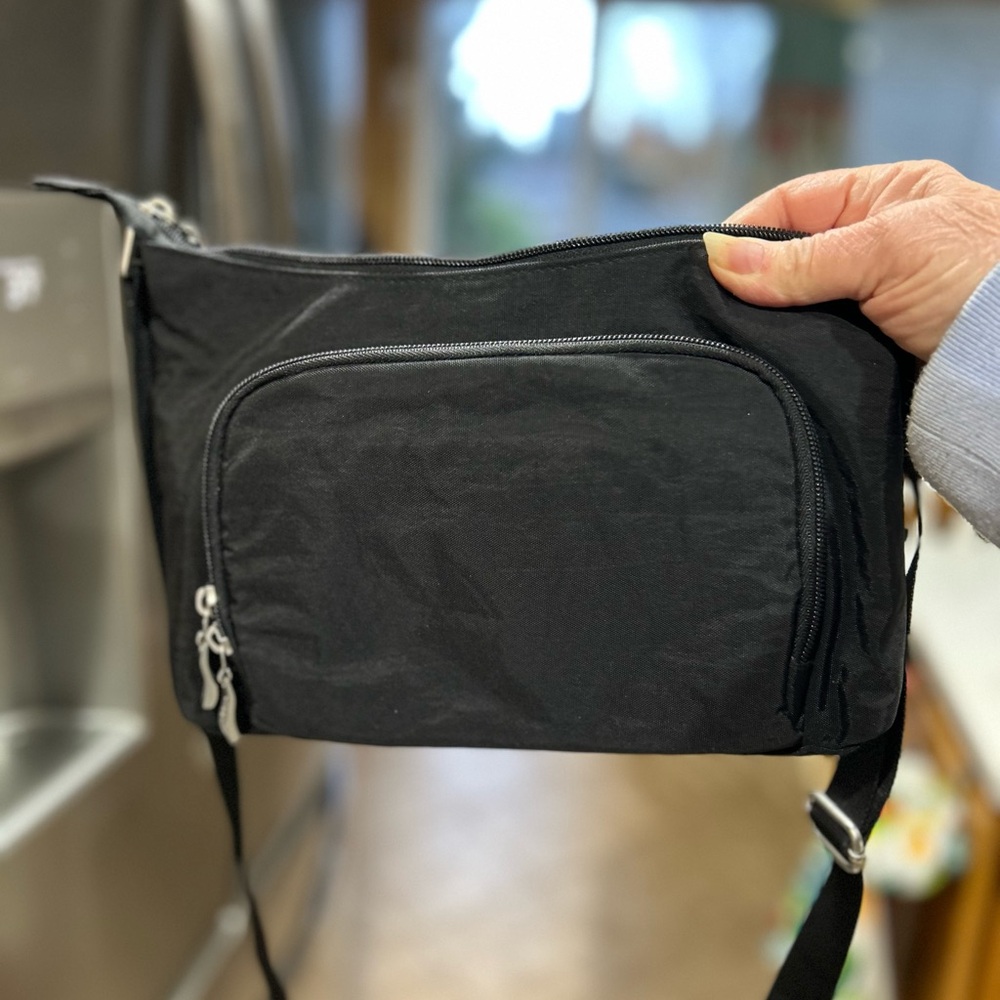 Baggallini Janet Rfrid crossbody bag - Picture 6 of 11